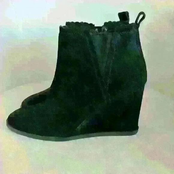 Copper Key Shoes - New no tags Cooper Key Black Suede Wedge Booties. Size 8.5